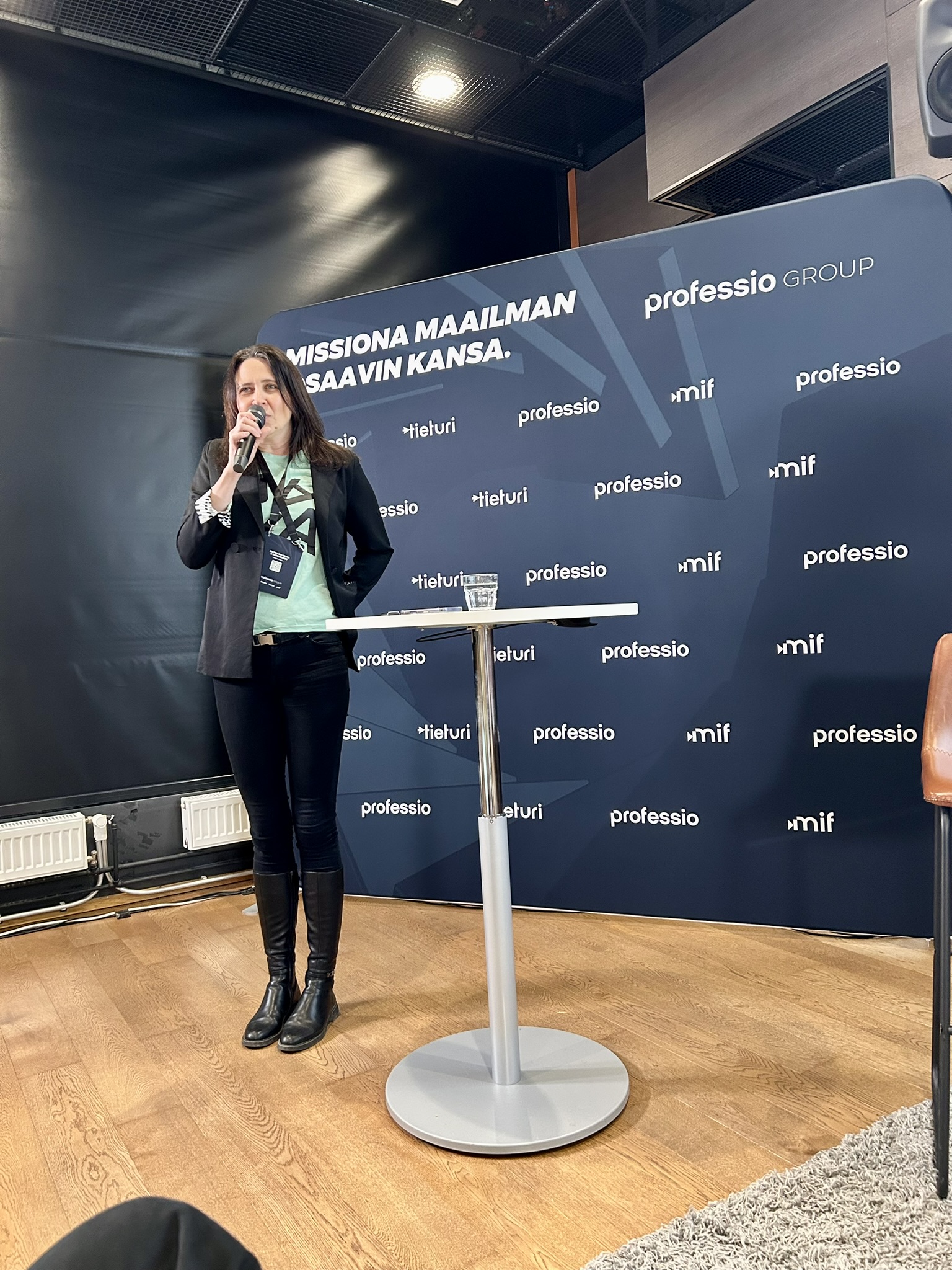 Virpi Tuohisto talking in the event \"Testaus ja AI 2026\" Virpi Tuohisto talking in the event "Testaus ja AI 2026"